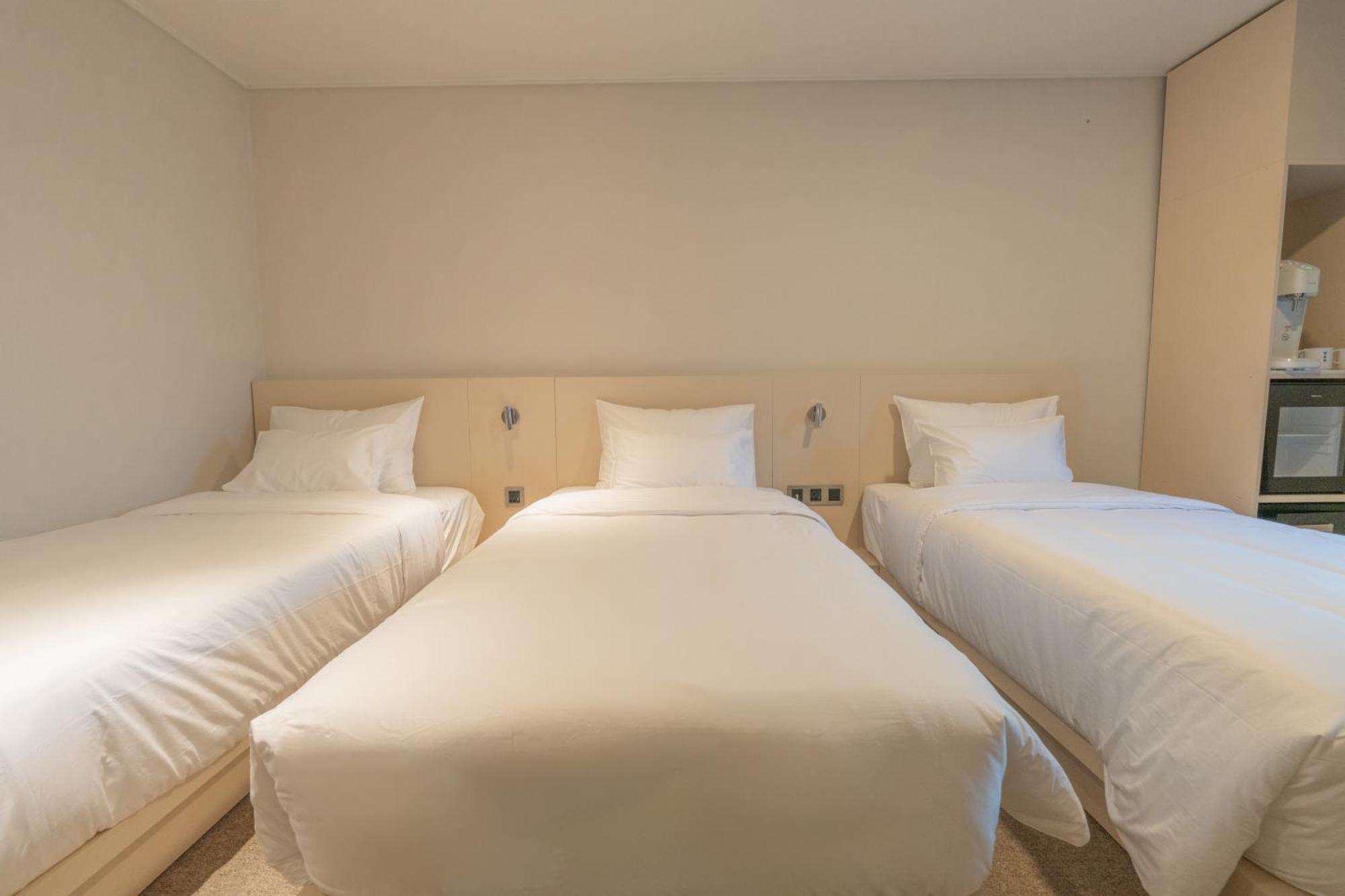 Hotel Myeongdongjang โซล ภายนอก รูปภาพ