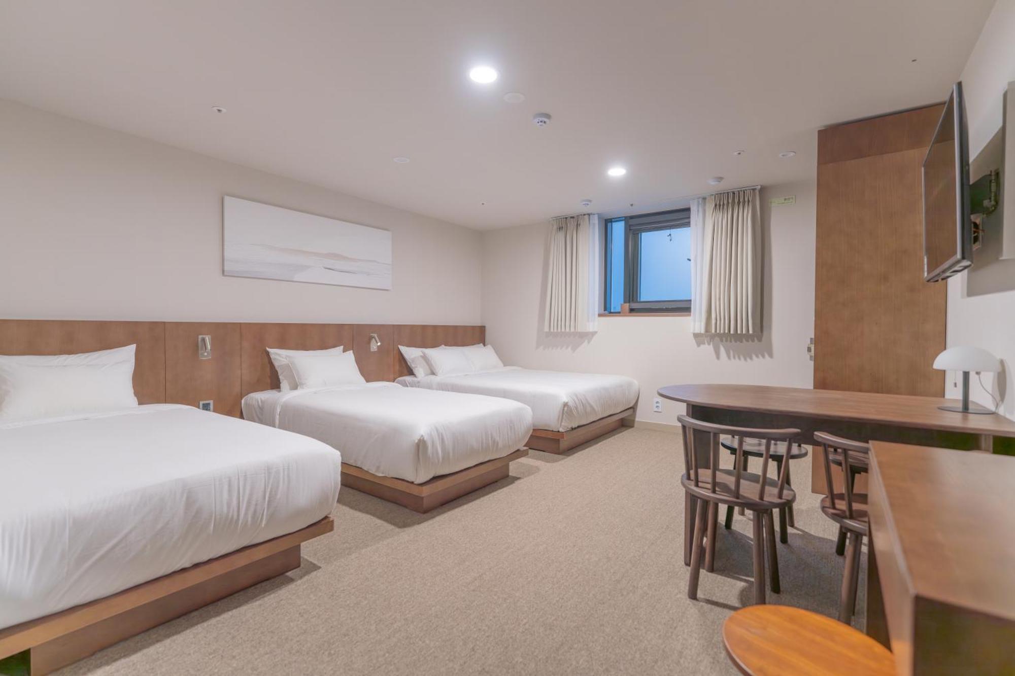 Hotel Myeongdongjang โซล ภายนอก รูปภาพ